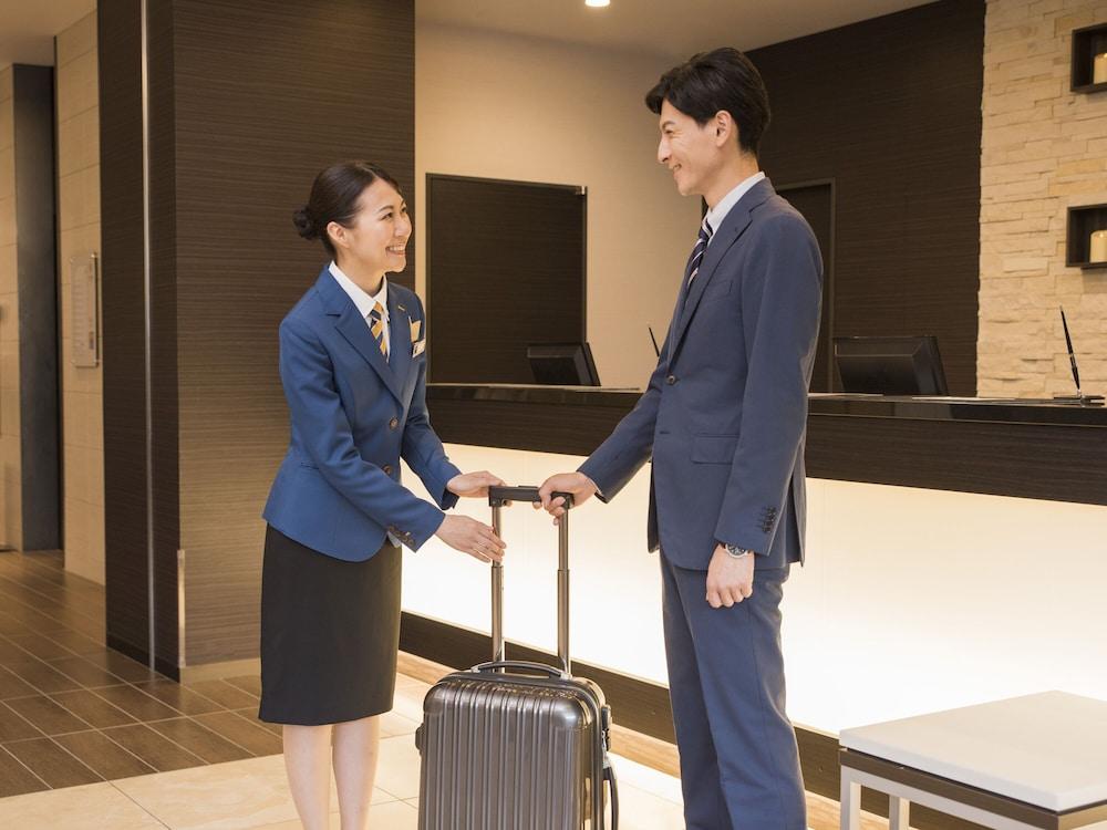 Comfort Hotel Toyama Exterior photo