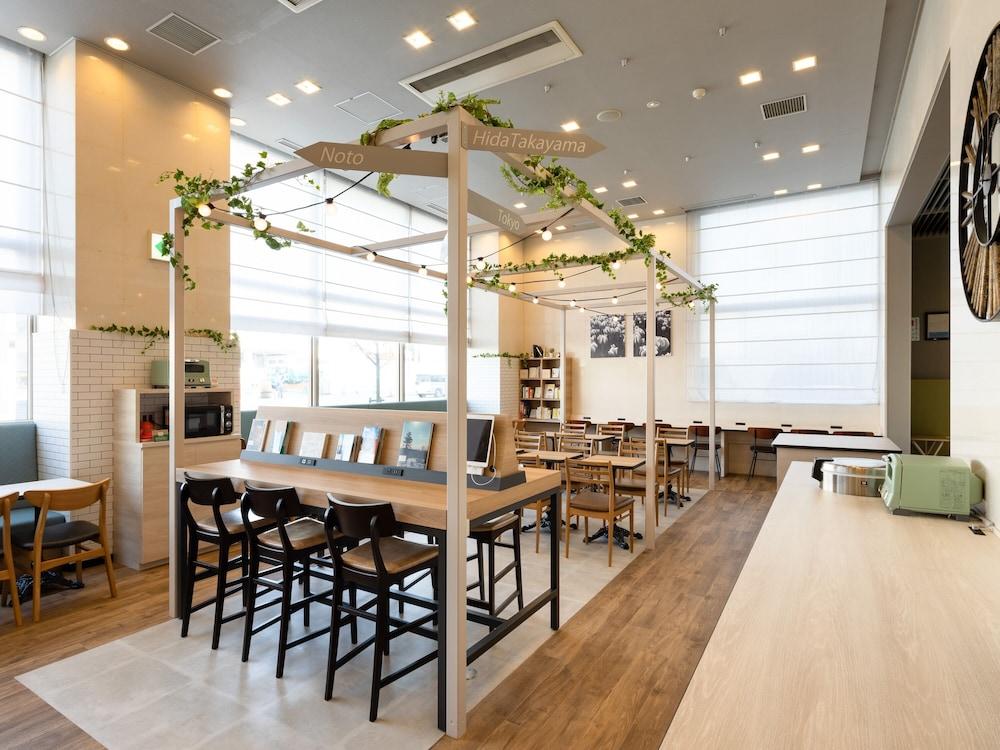 Comfort Hotel Toyama Exterior photo
