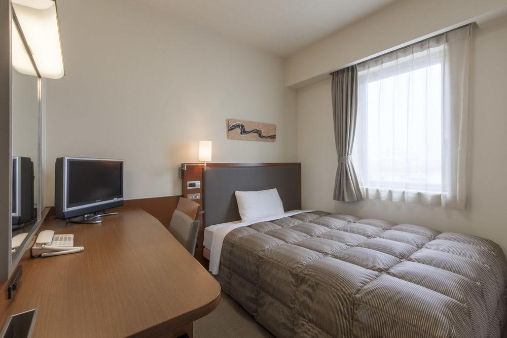 Comfort Hotel Toyama Exterior photo